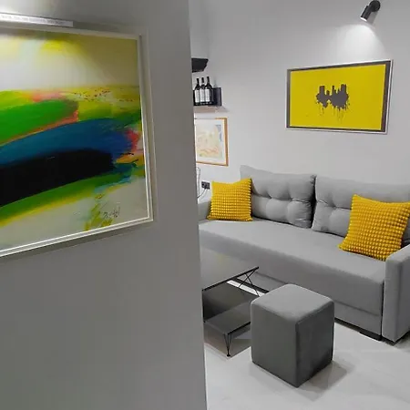 Nitro 3 Premium - Wine Tasting - Souvenir - Art Gallery - Private Guided Tours - Relaxing - Romantic Апартаменты *