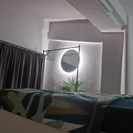 Nitro 3 Premium - Wine Tasting - Souvenir - Art Gallery - Private Guided Tours - Relaxing - Romantic