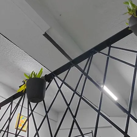 Nitro 3 Premium - Wine Tasting - Souvenir - Art Gallery - Private Guided Tours - Relaxing - Romantic Апартаменти Скоп'є