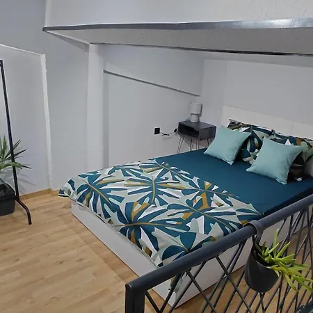 Апартаменти Nitro 3 Premium - Wine Tasting - Souvenir - Art Gallery - Private Guided Tours - Relaxing - Romantic Скоп'є