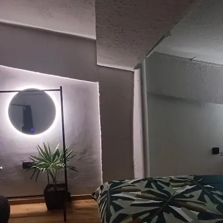 Апартаменти Nitro 3 Premium - Wine Tasting - Souvenir - Art Gallery - Private Guided Tours - Relaxing - Romantic