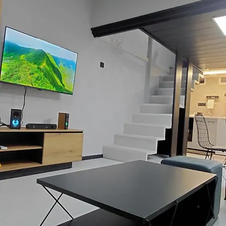 Nitro 3 Premium - Wine Tasting - Souvenir - Art Gallery - Private Guided Tours - Relaxing - Romantic