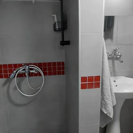 Апартаменти Nitro 3 Premium - Wine Tasting - Souvenir - Art Gallery - Private Guided Tours - Relaxing - Romantic Скоп'є