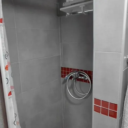 Nitro 3 Premium - Wine Tasting - Souvenir - Art Gallery - Private Guided Tours - Relaxing - Romantic Апартаменти