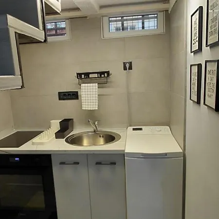 Апартаменти Nitro 3 Premium - Wine Tasting - Souvenir - Art Gallery - Private Guided Tours - Relaxing - Romantic