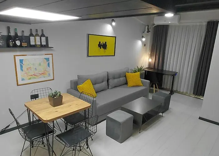 Nitro 3 Premium - Wine Tasting - Souvenir - Art Gallery - Private Guided Tours - Relaxing - Romantic