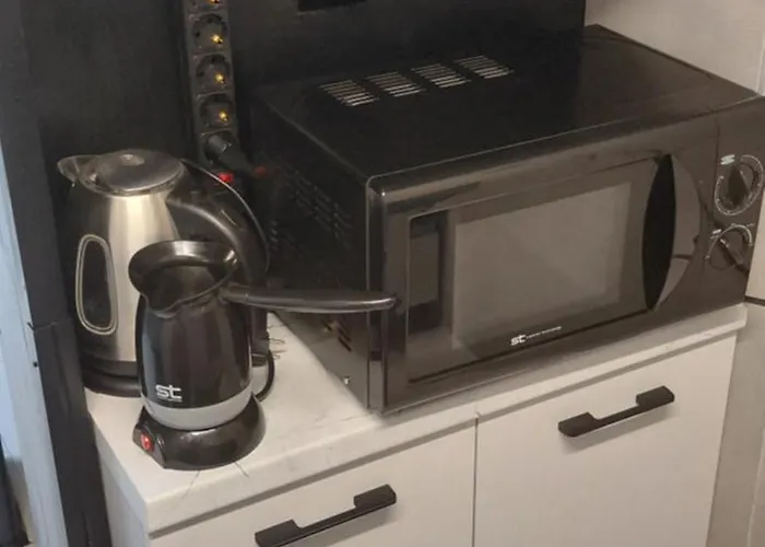 Nitro 3 Premium - Wine Tasting - Souvenir - Art Gallery - Private Guided Tours - Relaxing - Romantic Apartament