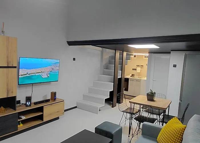 Apartament Nitro 3 Premium - Wine Tasting - Souvenir - Art Gallery - Private Guided Tours - Relaxing - Romantic *