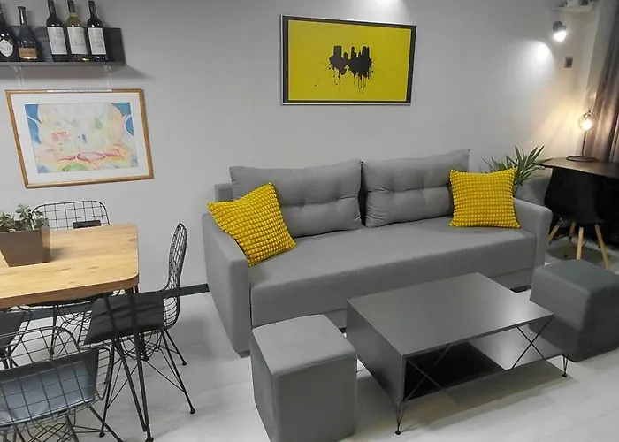 Apartament Nitro 3 Premium - Wine Tasting - Souvenir - Art Gallery - Private Guided Tours - Relaxing - Romantic Skopje