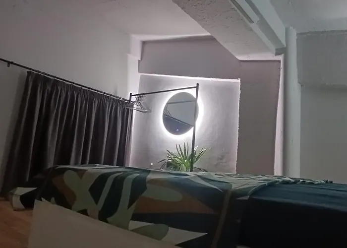 Nitro 3 Premium - Wine Tasting - Souvenir - Art Gallery - Private Guided Tours - Relaxing - Romantic