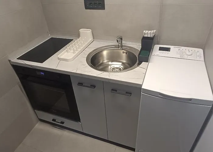 Nitro 3 Premium - Wine Tasting - Souvenir - Art Gallery - Private Guided Tours - Relaxing - Romantic Apartament *