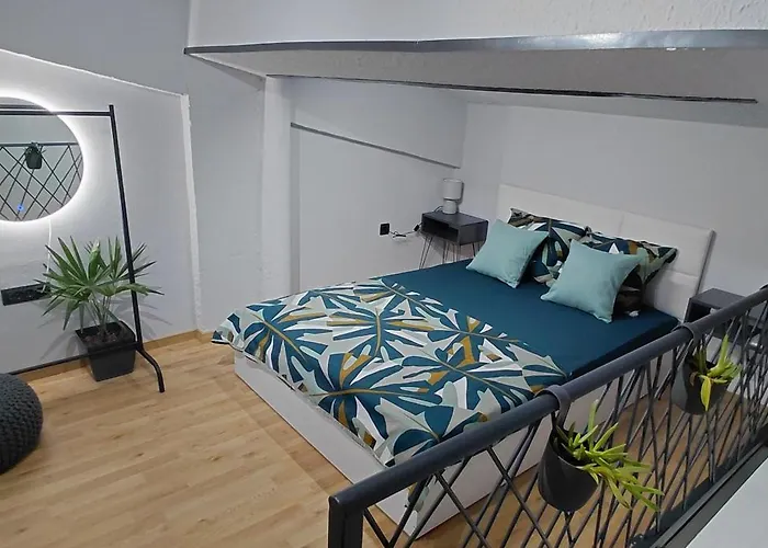 Apartament Nitro 3 Premium - Wine Tasting - Souvenir - Art Gallery - Private Guided Tours - Relaxing - Romantic Skopje