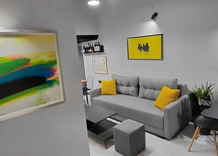 Nitro 3 Premium - Wine Tasting - Souvenir - Art Gallery - Private Guided Tours - Relaxing - Romantic