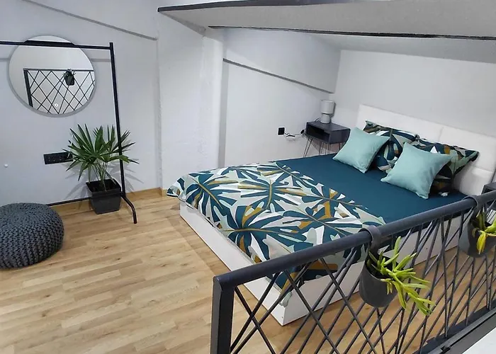 Nitro 3 Premium - Wine Tasting - Souvenir - Art Gallery - Private Guided Tours - Relaxing - Romantic Apartament *