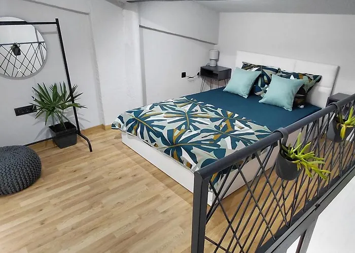 Nitro 3 Premium - Wine Tasting - Souvenir - Art Gallery - Private Guided Tours - Relaxing - Romantic