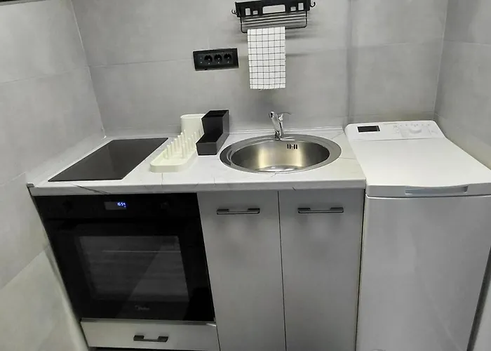 Nitro 3 Premium - Wine Tasting - Souvenir - Art Gallery - Private Guided Tours - Relaxing - Romantic *